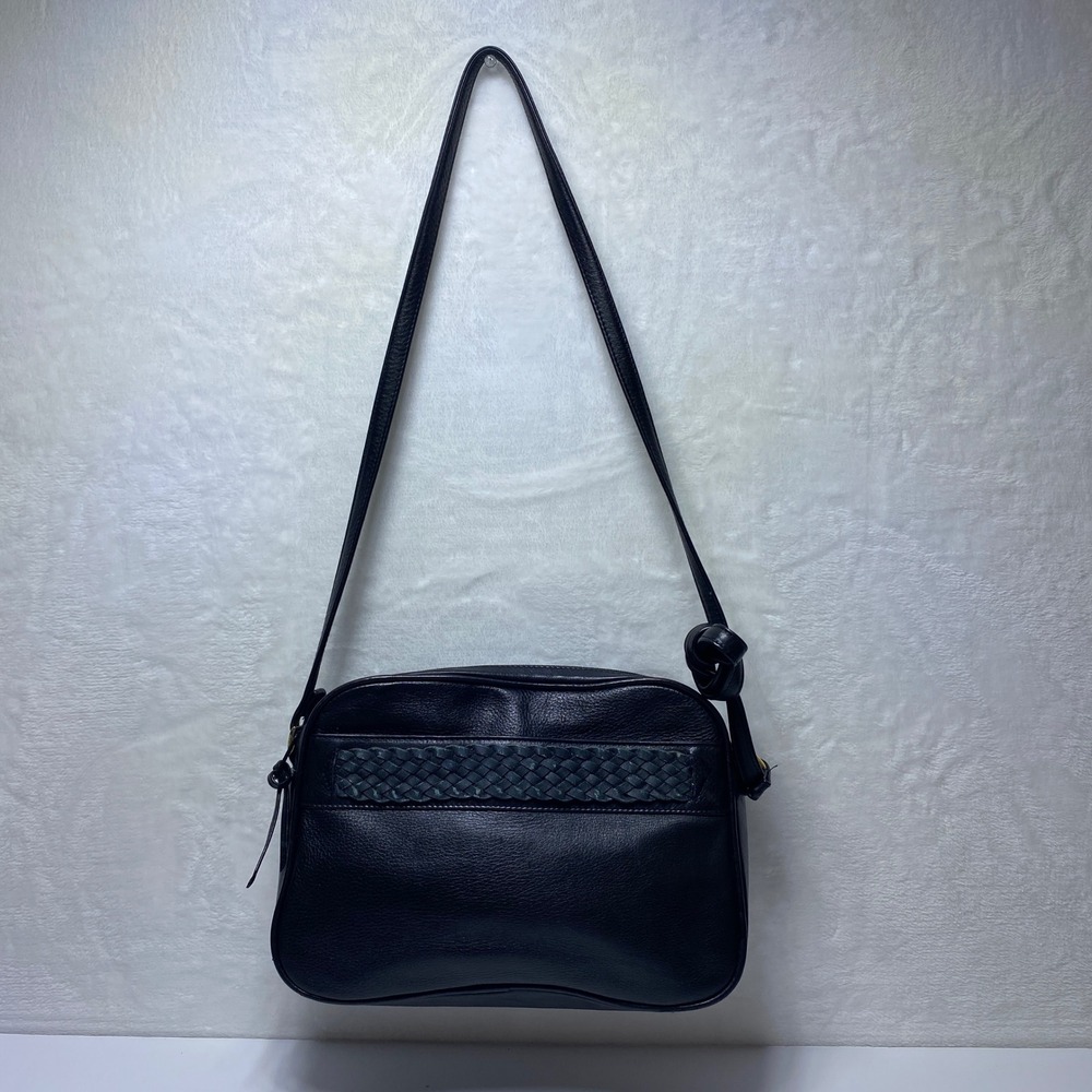 Valerie Stevens Black‎ Leather Crossbody Bag Braided Trim Purse Mature Woman